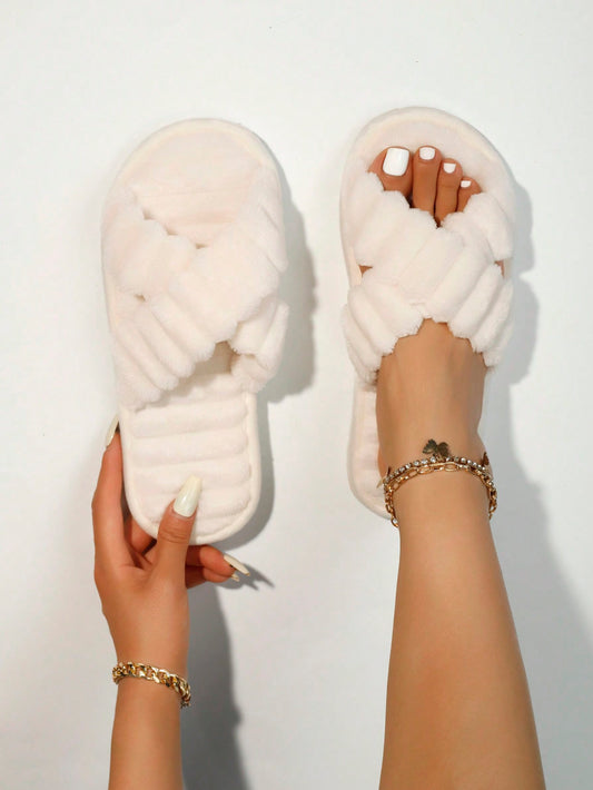 Chaussons blancs à fourrure SHEIN