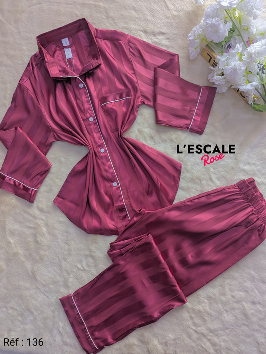 Pyjamas en satin 136