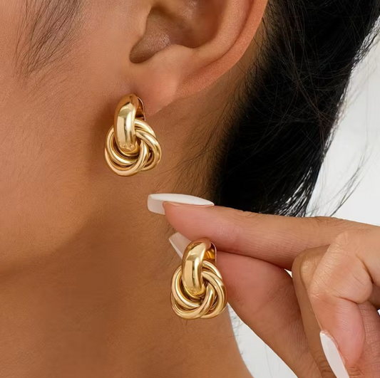 Paire de Boucles d'Oreilles Torsadées Simples et à la Mode