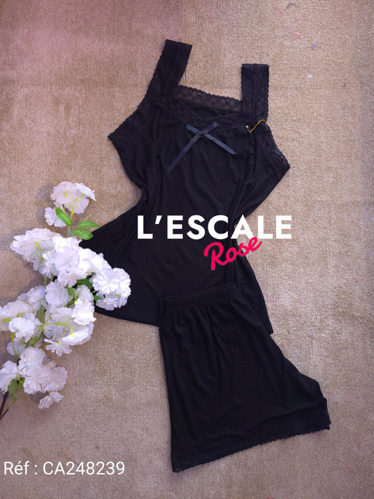 Ensemble short CA248239