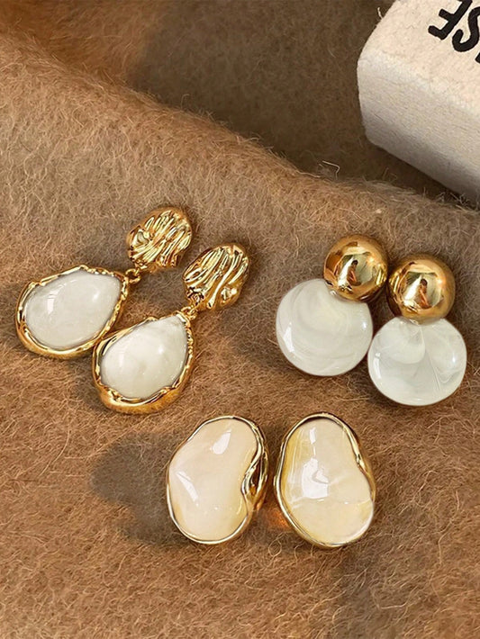 3 paires de boucles d'oreilles vintage élégantes aux couleurs ambrées