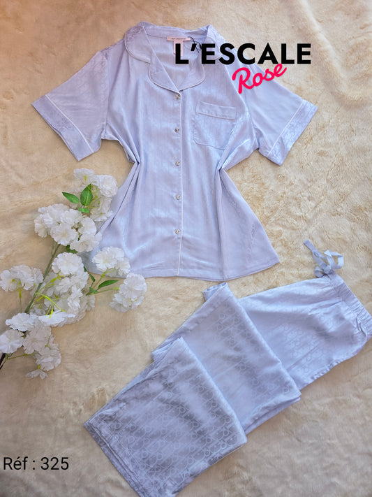 Pyjama en satin 325