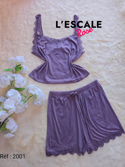 Ensemble short 2001