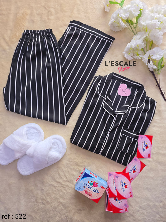 Pyjamas en satin 522